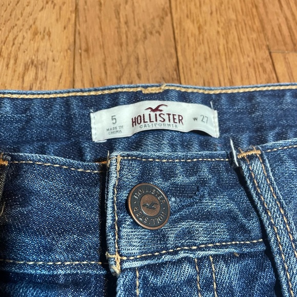 hollister jean shorts - Picture 2 of 3
